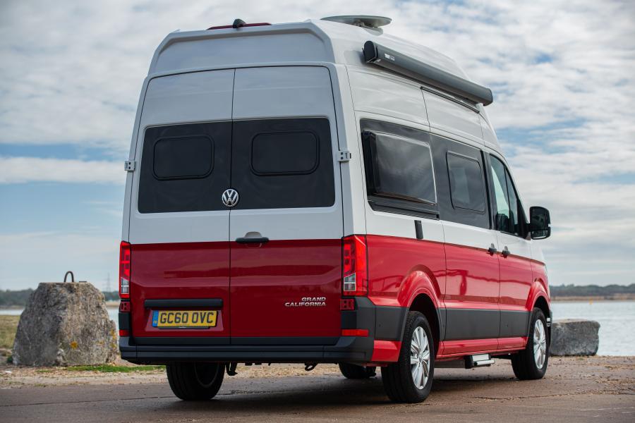  Volkswagen Grand California 600 2019 года  (UK) (фото 10 из 20)